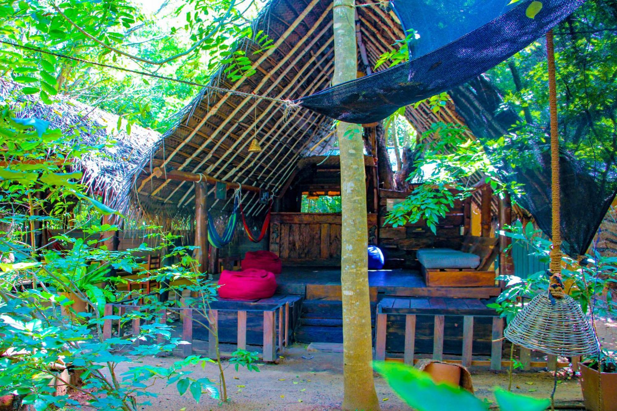 Jungle Host Hostel And Tree House Sigiriya Dış mekan fotoğraf